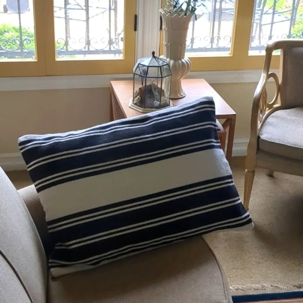 Pottery Barn Black / Cream Awning Striped Dhurrie Lumbar Pillow Cover 20X30